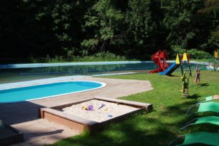 Kemp, Východní Čechy, Dvůr Králové nad Labem