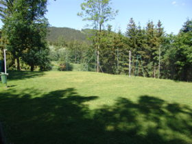 Hřiště - volejbal, badminton - Pod Zvičinou