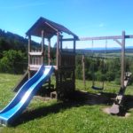 Dětský hrad (houpačka, skluzavka, hrazda), Hotel Pod Zvičinou